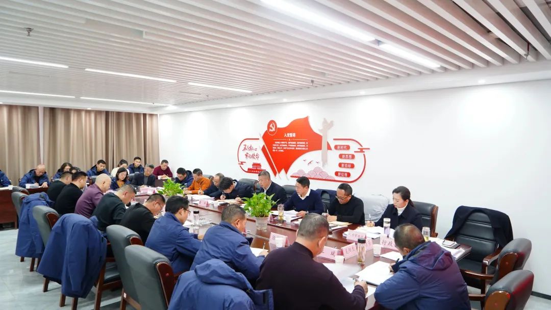 011904.jpg 011904.jpg