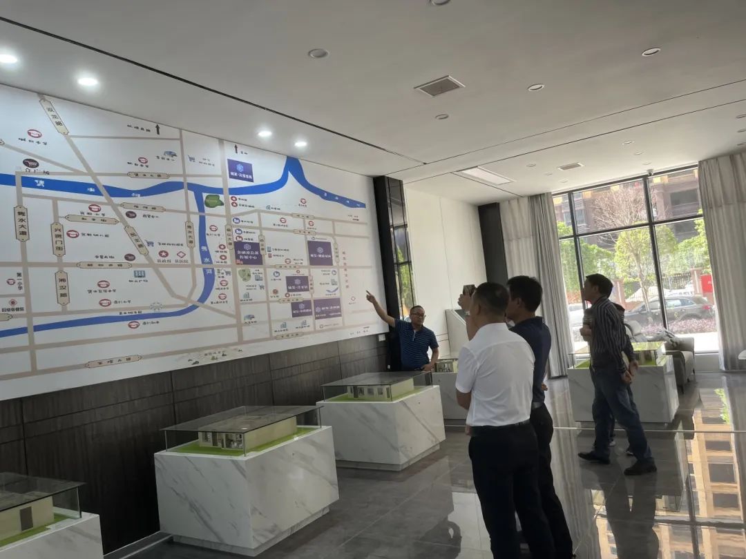 9deb7bacaf2d1e7c72c628165650a690.jpg 9deb7bacaf2d1e7c72c628165650a690.jpg